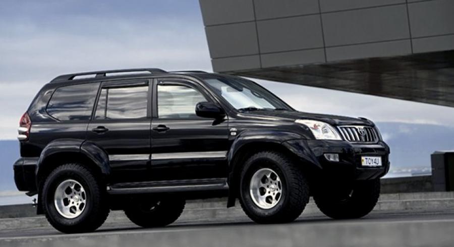 Arctic Trucks Toyota Land Cruiser Prado AT35 (J120W) 2003 года  (фото 1 из 2)